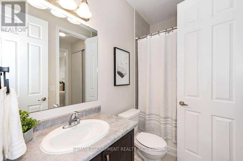 37 Middleton Avenue — photo 25 of 34