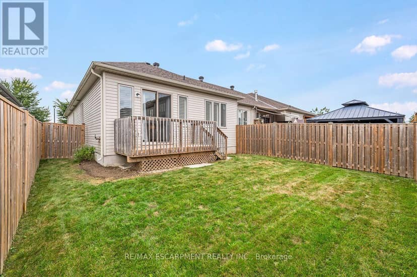 37 Middleton Avenue — photo 32 of 34