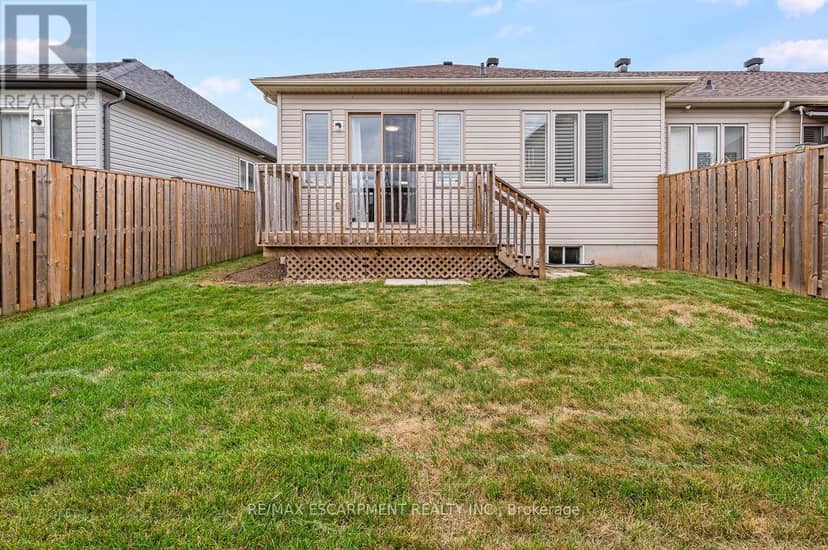 37 Middleton Avenue — photo 34 of 34