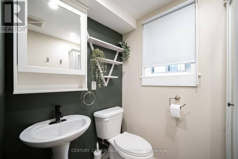 41 Biggar Avenue — photo 16 of 27