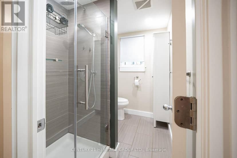 41 Biggar Avenue — photo 17 of 27