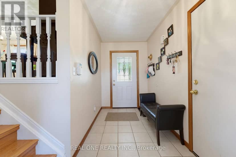47 Trillium Way — photo 5 of 37
