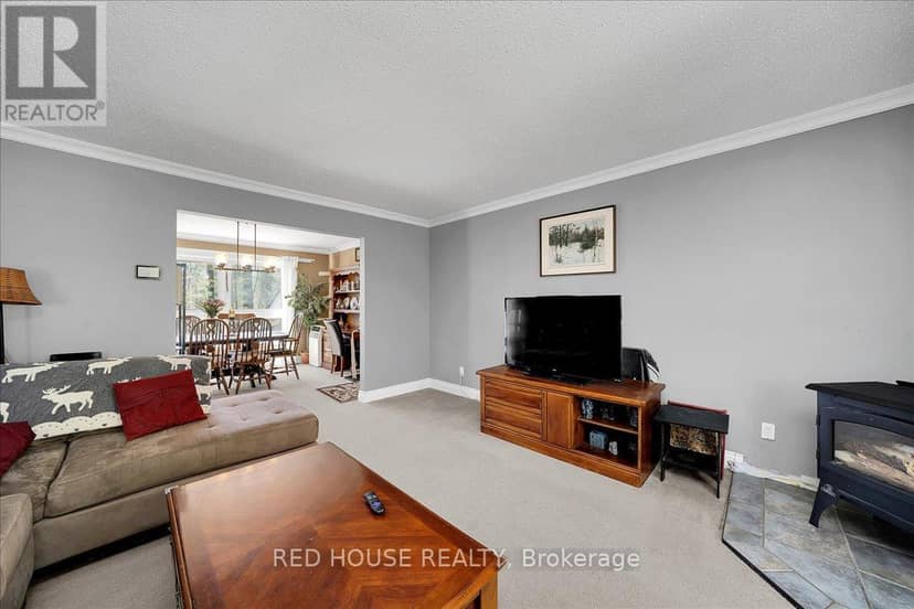 32 McLeish Drive — photo 12 of 38