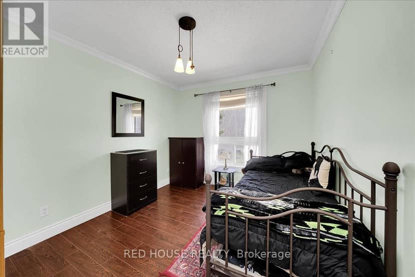 32 McLeish Drive — photo 17 of 38
