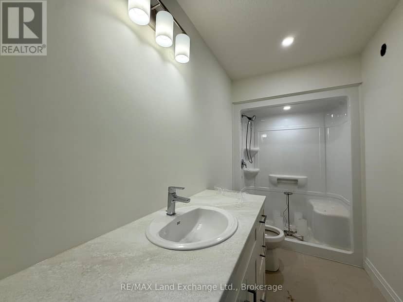 615 Hilker Street — photo 6 of 17