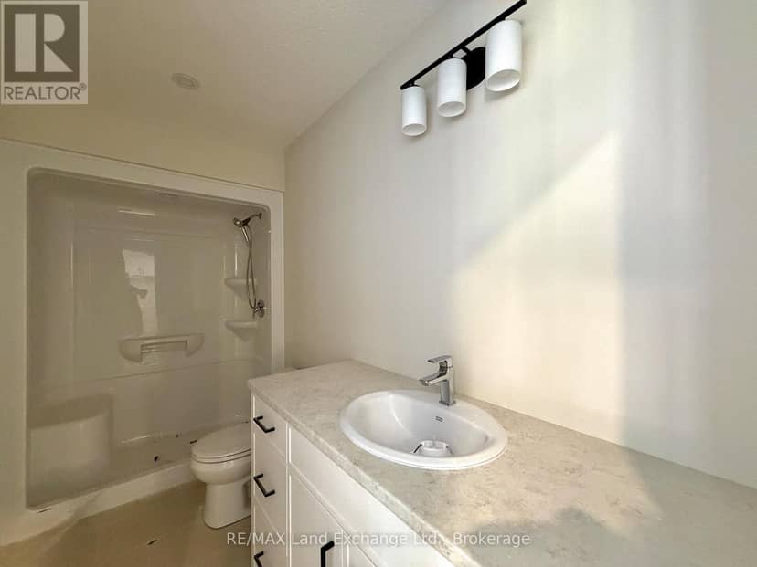 617 Hilker Street — photo 4 of 14