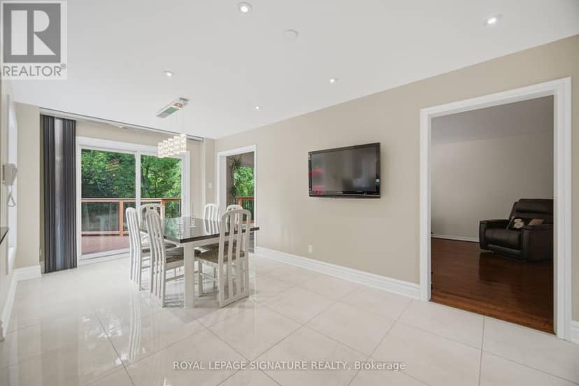 4594 Badminton Drive — photo 13 of 40