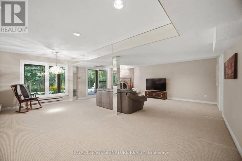 4594 Badminton Drive — photo 33 of 40