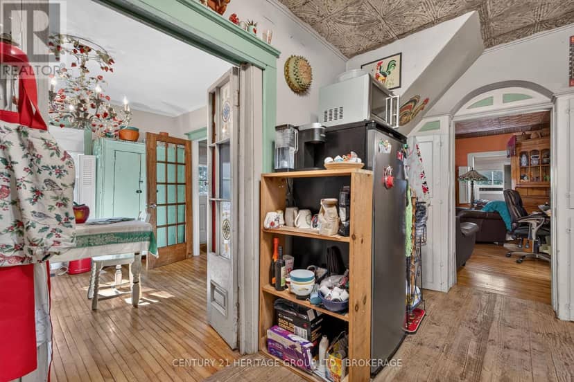 438 Main Street — photo 14 of 40