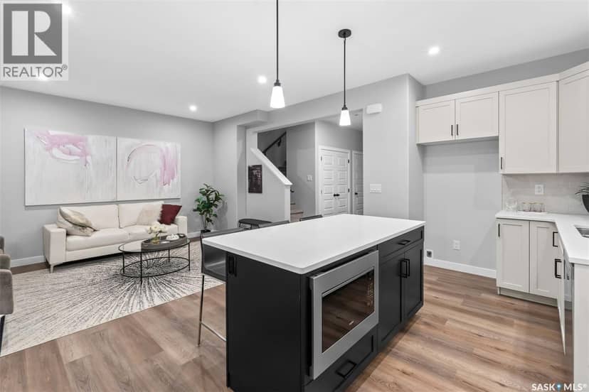 337 Cockcroft STREET — photo 2 of 30