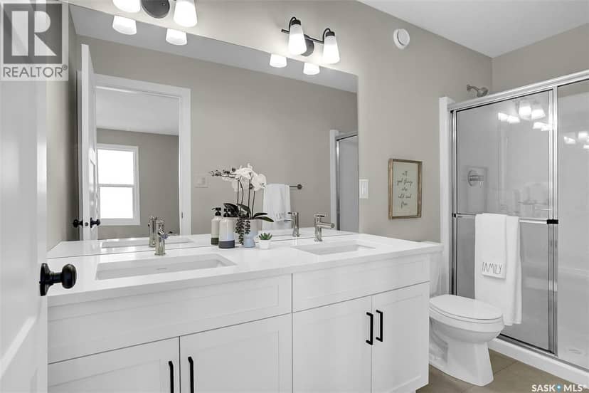 321 Cockcroft STREET — photo 19 of 35
