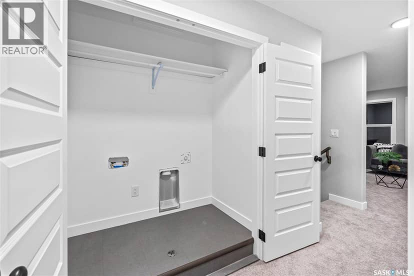 535 Traeger MANOR — photo 16 of 30