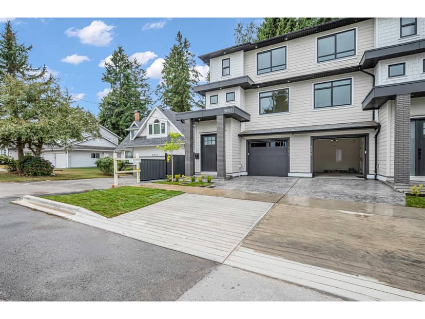 9657 161A STREET, Surrey, photo 2