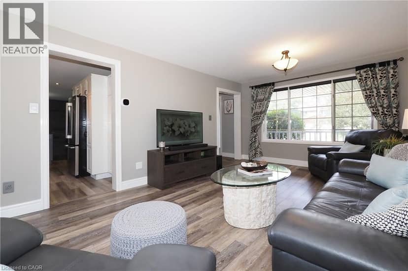 324 COOPER Street — photo 10 of 40