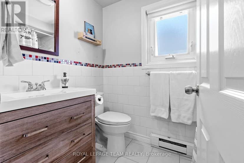 25 Grady Crescent — photo 31 of 40