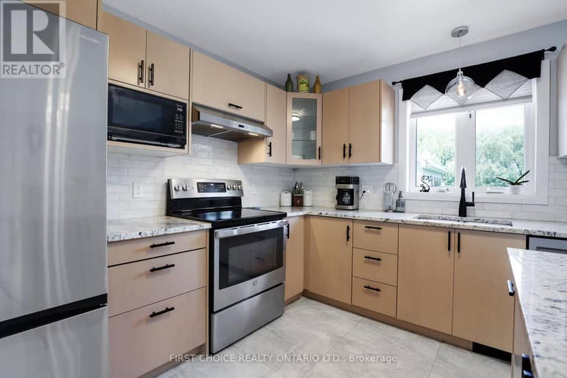 5857 Trudeau Avenue — photo 33 of 40