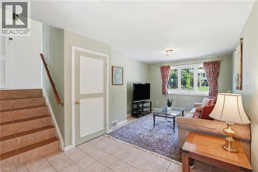7 BRAEMAR Place — photo 24 of 40