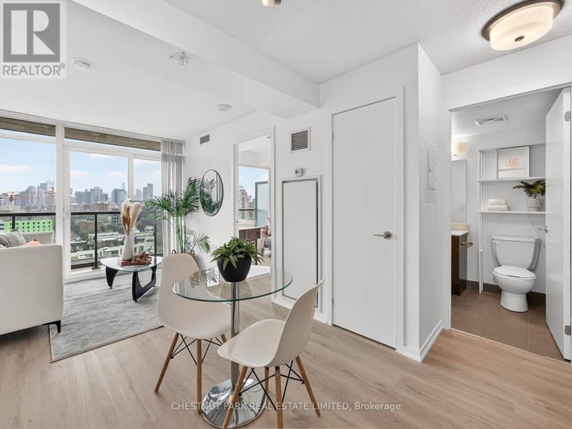 2111E - 36 Lisgar Street — photo 10 of 25