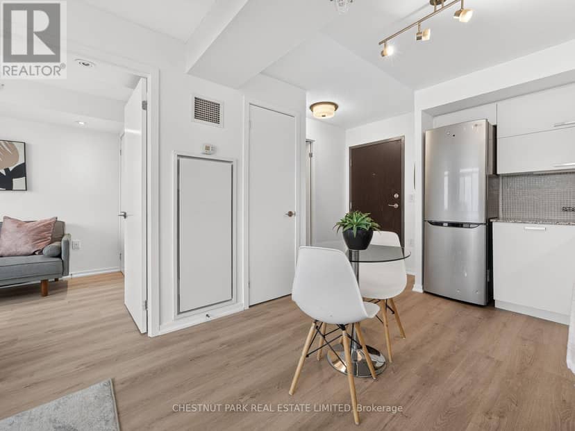 2111E - 36 Lisgar Street — photo 8 of 25