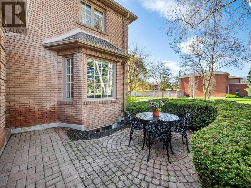 6 Colton Crescent S, Vaughan, photo 3
