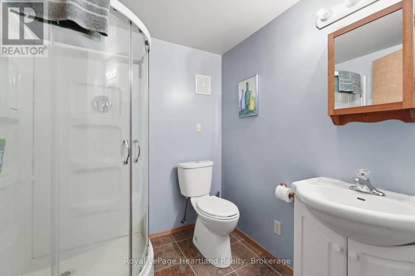 138 Victoria Terrace — photo 30 of 40