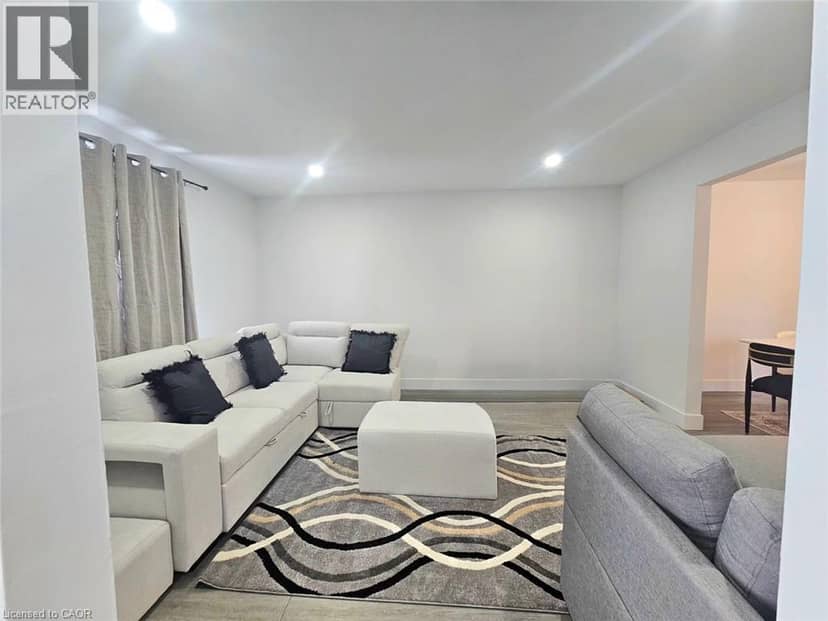 92 COPPERFIELD Crescent, Chatham, photo 2