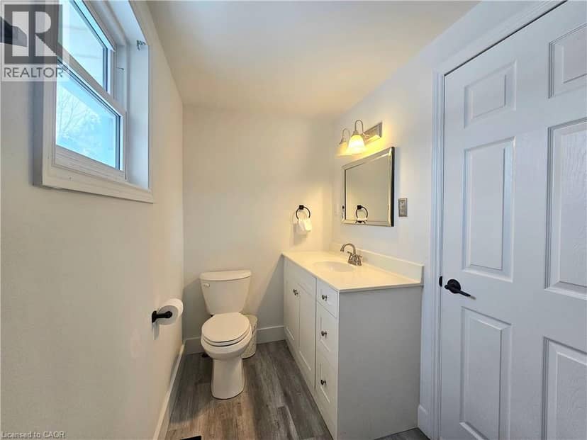 92 COPPERFIELD Crescent — photo 14 of 25