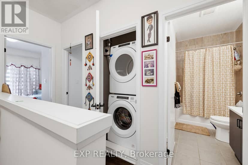 78 - 25 Isherwood Avenue — photo 17 of 36