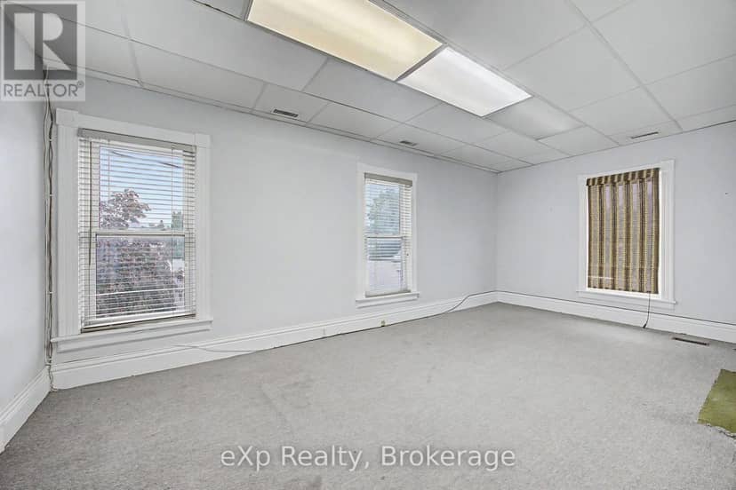 22 Harvey Street — photo 19 of 33