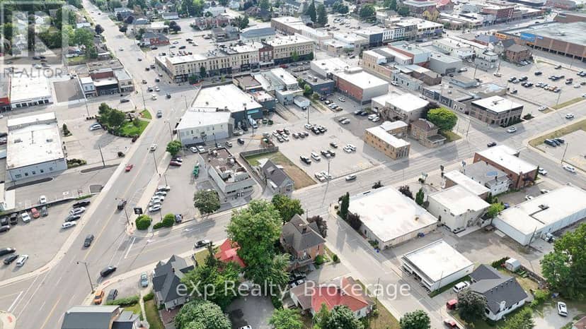 22 Harvey Street — photo 27 of 33