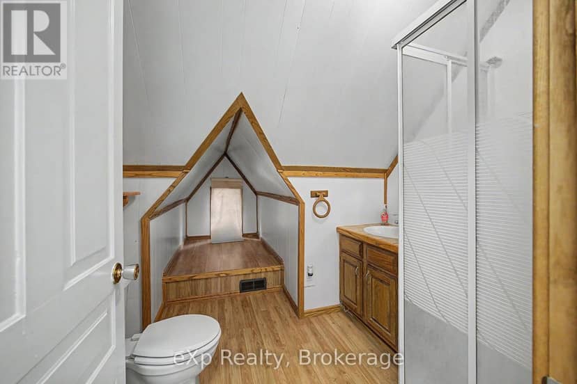 22 Harvey Street — photo 23 of 33