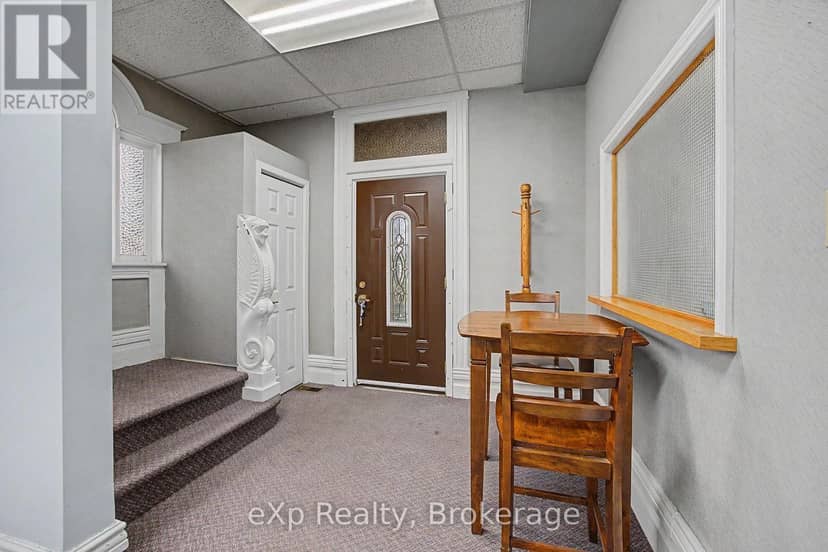 22 Harvey Street — photo 5 of 33