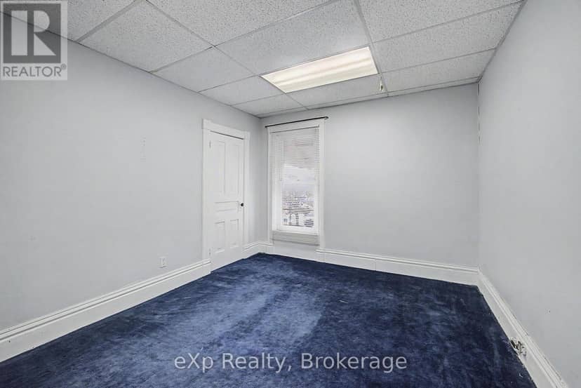 22 Harvey Street — photo 20 of 33