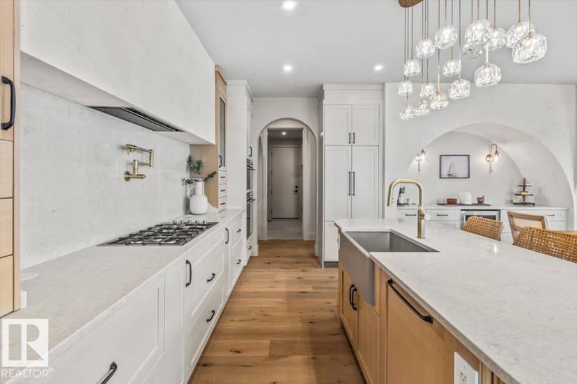 8 Jardin Pl — photo 23 of 40