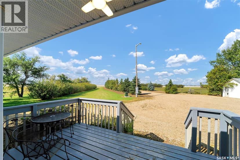 Prairie View Estate — photo 16 of 40