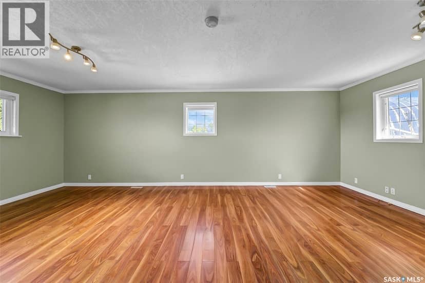Prairie View Estate — photo 37 of 40