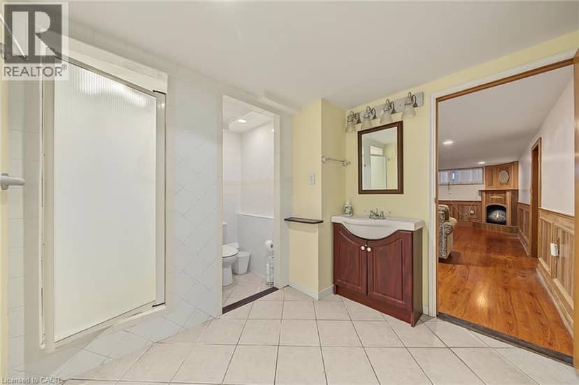 13 LAKESIDE Drive — photo 32 of 40