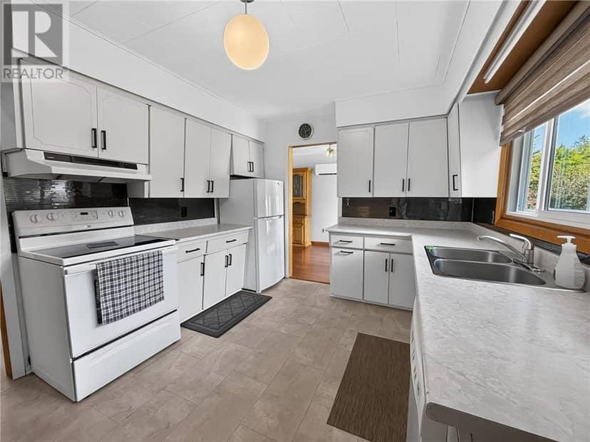 6219 Highway 542, Mindemoya, Manitoulin Island, photo 5