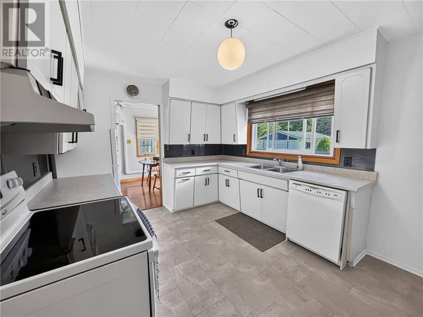 6219 Highway 542, Mindemoya, Manitoulin Island, photo 6