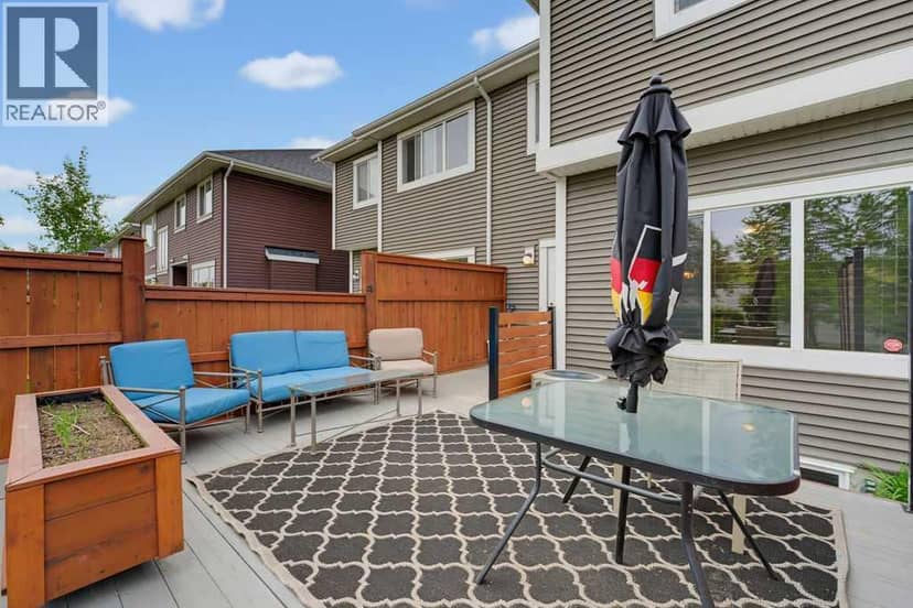590 River Heights Crescent — photo 17 of 40
