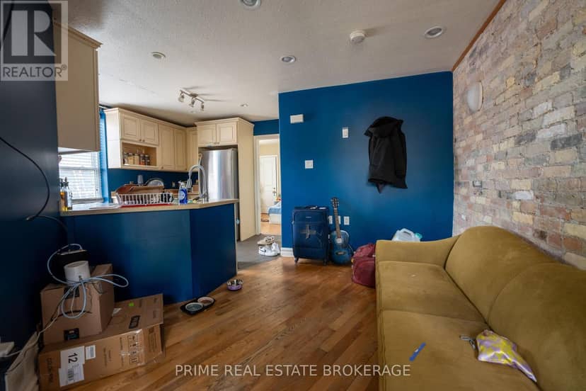 500-502 Colborne Street — photo 16 of 33
