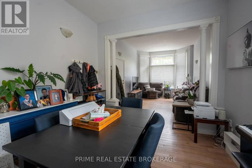 500-502 Colborne Street — photo 26 of 33