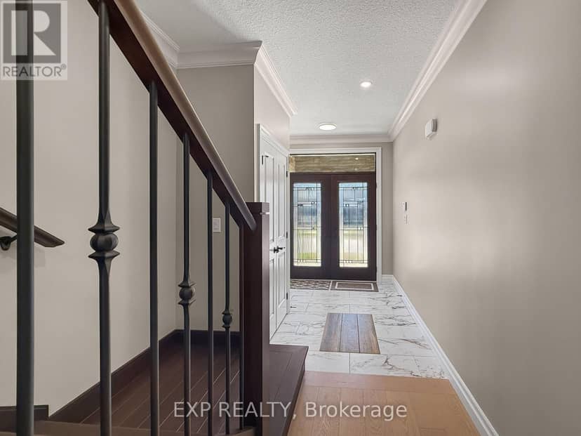 3833 Campbell Street N — photo 9 of 40