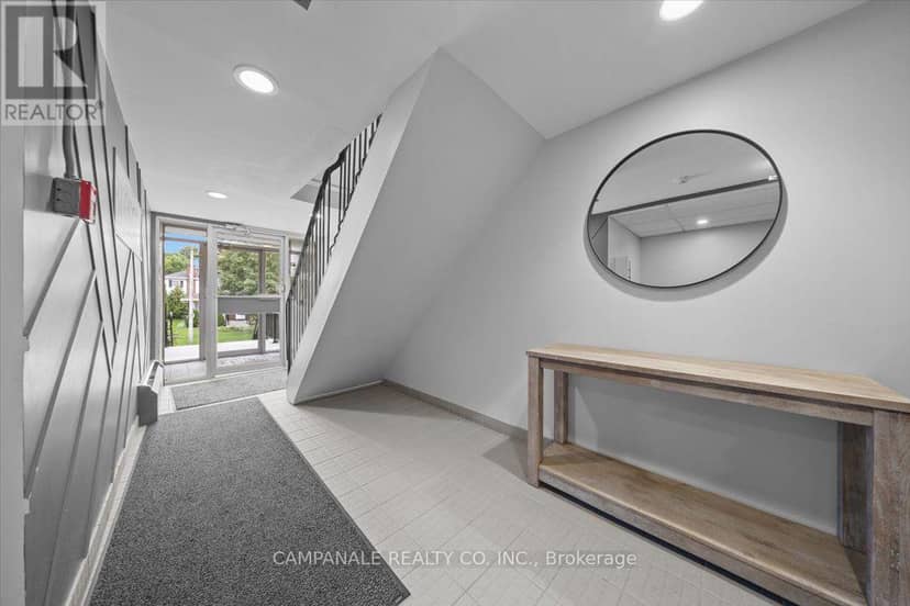 2176 Blossom Drive, Ottawa, photo 4