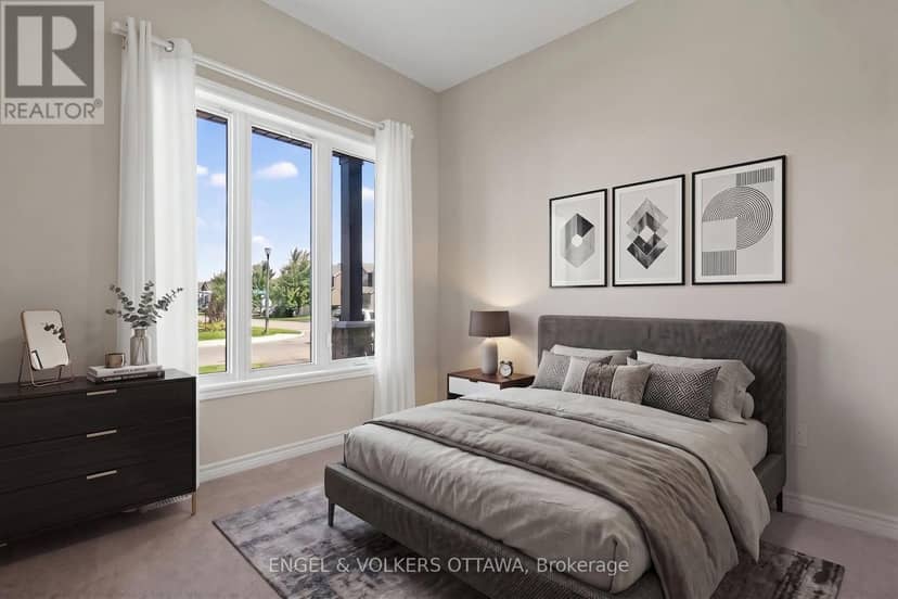 920 Lucerne Drive — photo 4 of 40