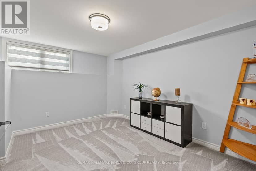 56 Kayenta Street — photo 28 of 37