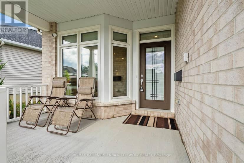 56 Kayenta Street — photo 3 of 37