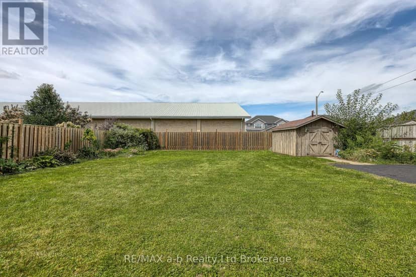 26 Glenn Avenue — photo 12 of 40