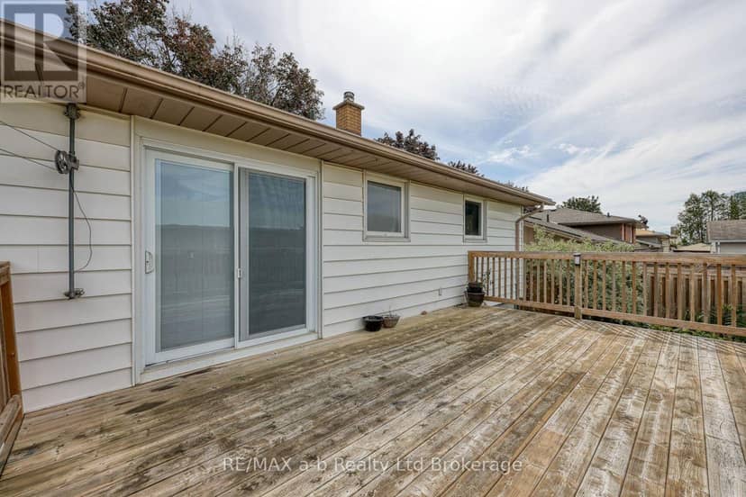 26 Glenn Avenue — photo 13 of 40