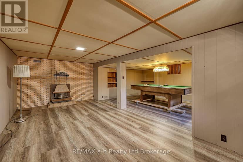 26 Glenn Avenue — photo 36 of 40